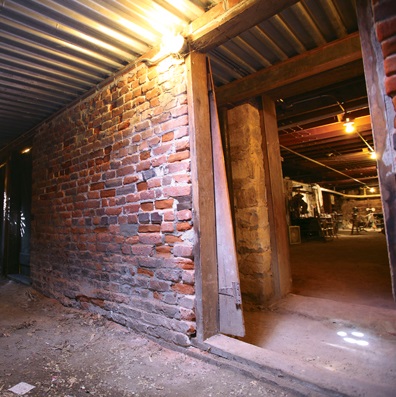 Connecting underground businesses, Ellinwood